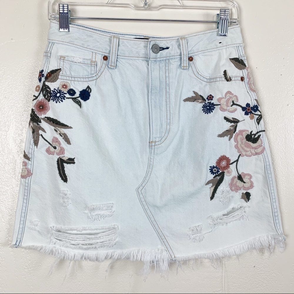 Abercrombie & Fitch embroidered denim skirt